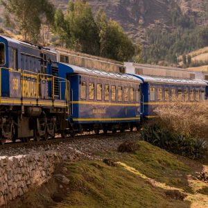 Discover the magic of Machu Picchu traveling by train